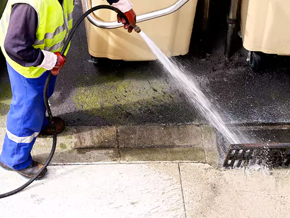 Why Choose Stamford Plumbing Pros for Hydro Jetting in Stamford, CT?